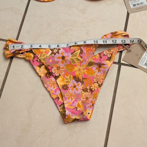 NWT Stone Fox Swim SET Conch Top and Bijou Bottom Retro Pop Floral Reformation L - Picture 7 of 14